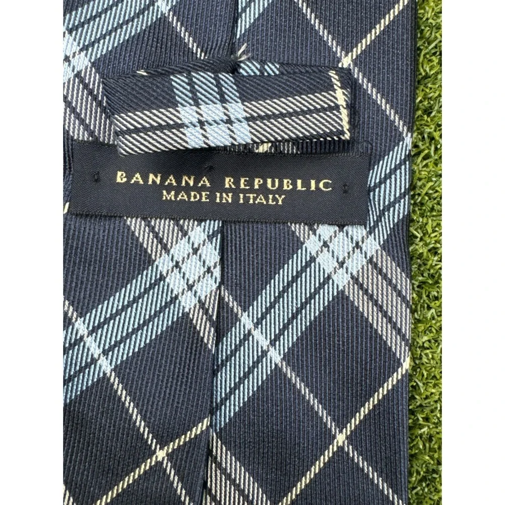 Banana Republic Navy Plaid Silk‎ Tie Made in Italy Classic Designer Necktie